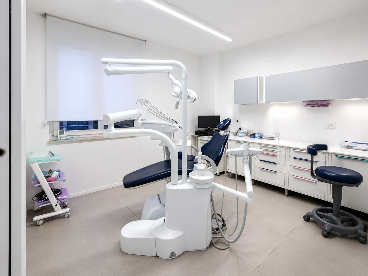 Modern clinical room - di Bari Dental Studio Manfredonia